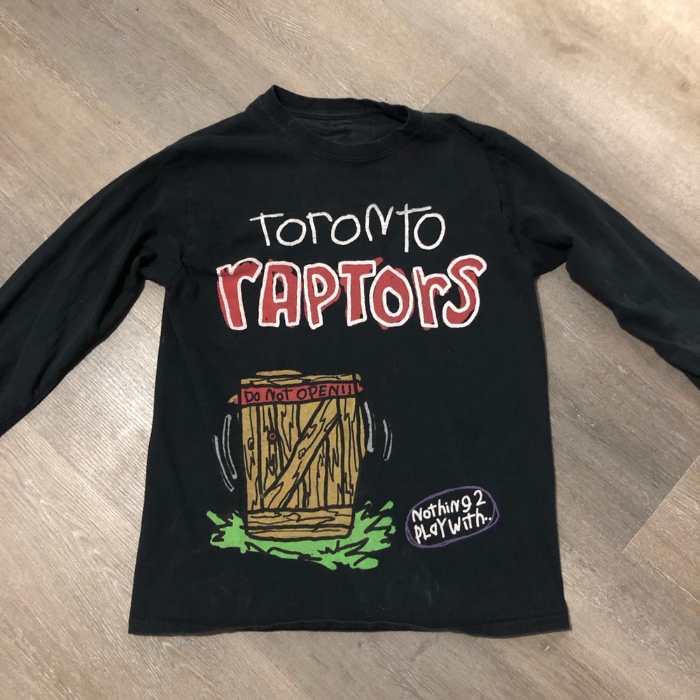Toronto Raptors  Long Sleeve Shirt - Black
